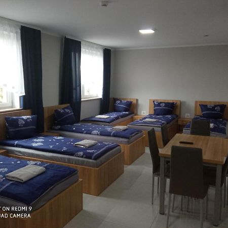 A Pousada Czerwony Szafir Grodzisk Grodzisk Mazowiecki Exterior foto