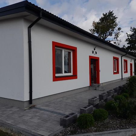A Pousada Czerwony Szafir Grodzisk Grodzisk Mazowiecki Exterior foto