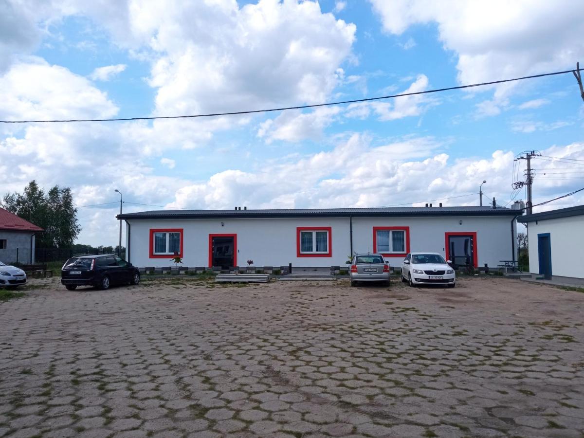A Pousada Czerwony Szafir Grodzisk Grodzisk Mazowiecki Exterior foto